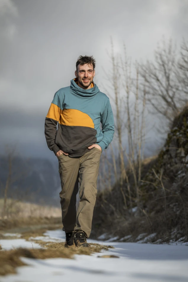 MONTAÑA GRIS PIEDRA