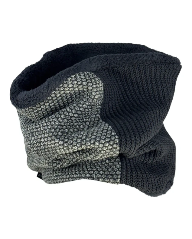 Cuello hivernal azul