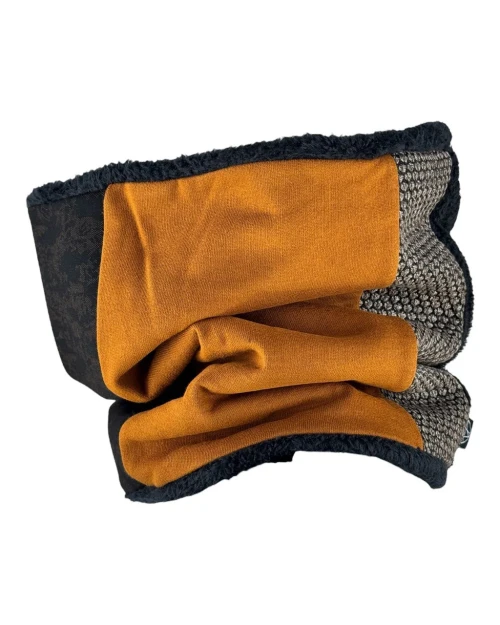 Cuello invernal Bosque de noche