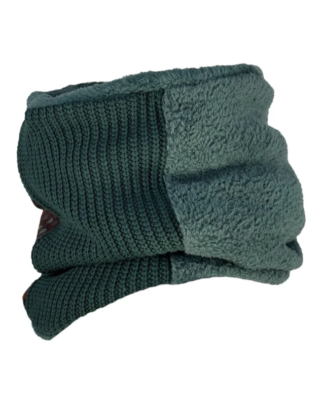 Cuello invernal geométrico