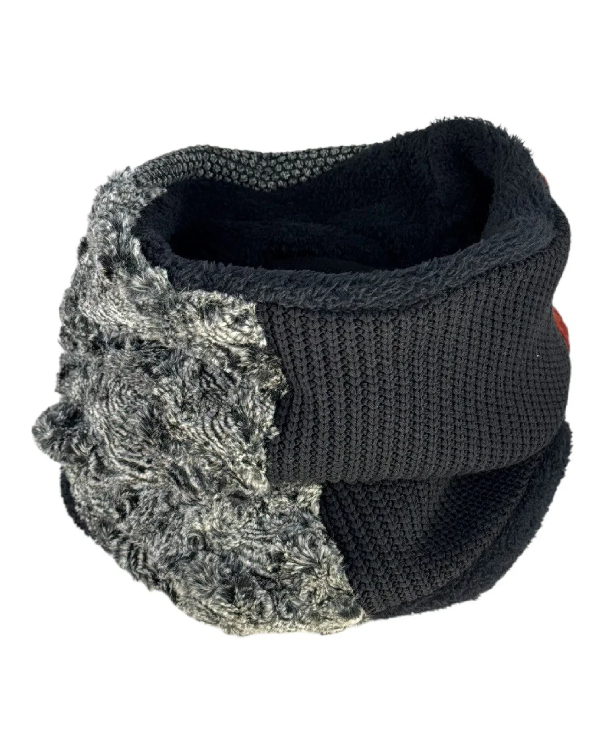 Cuello hivernal rojo