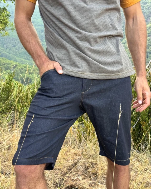 Pantalo curt tarter fosc