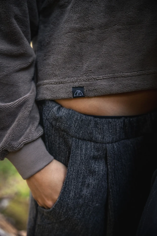 Sudadera de mujer Nial Molsa · Nial Hummus